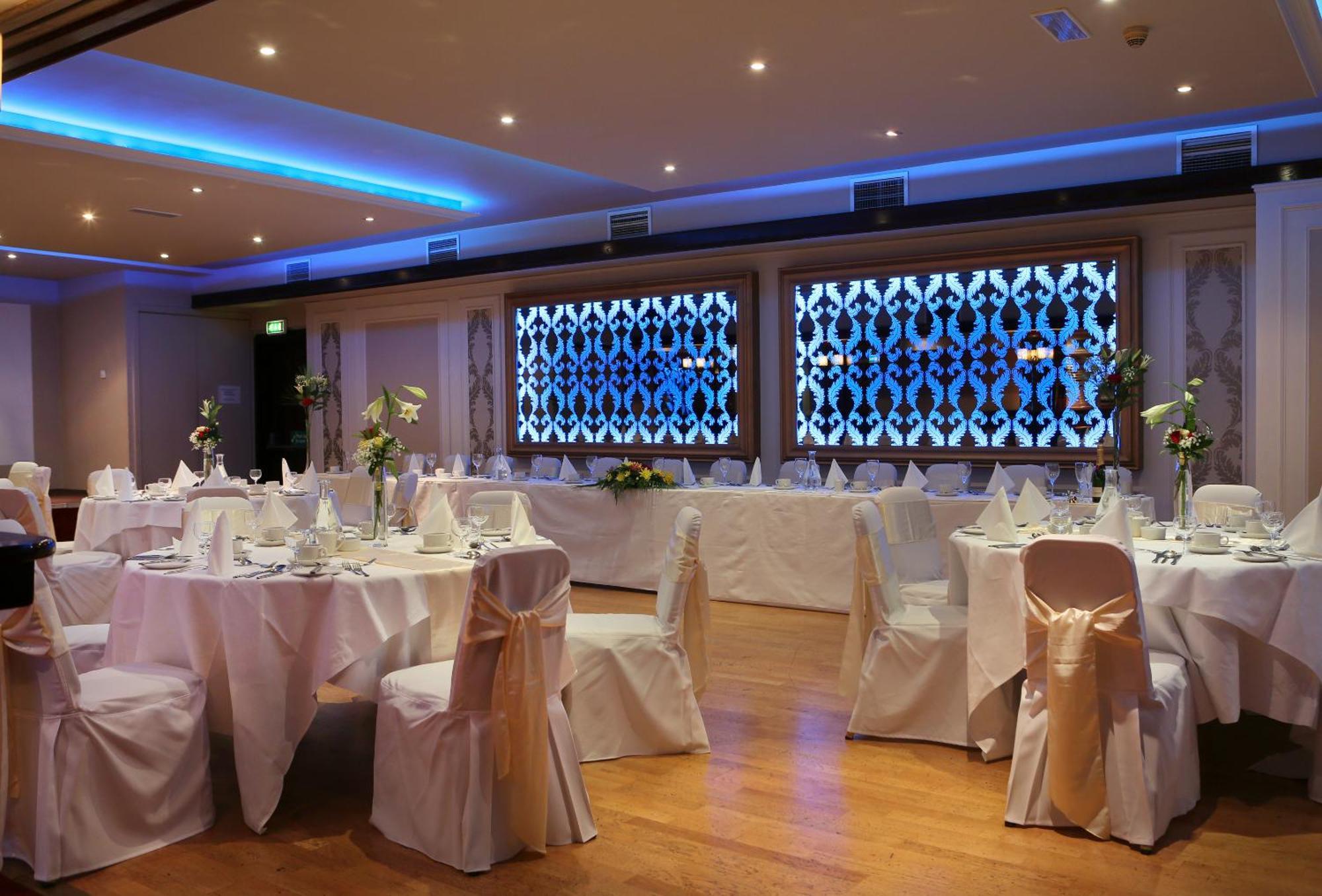 The Carraig Hotel Carrick-on-Suir Exterior photo