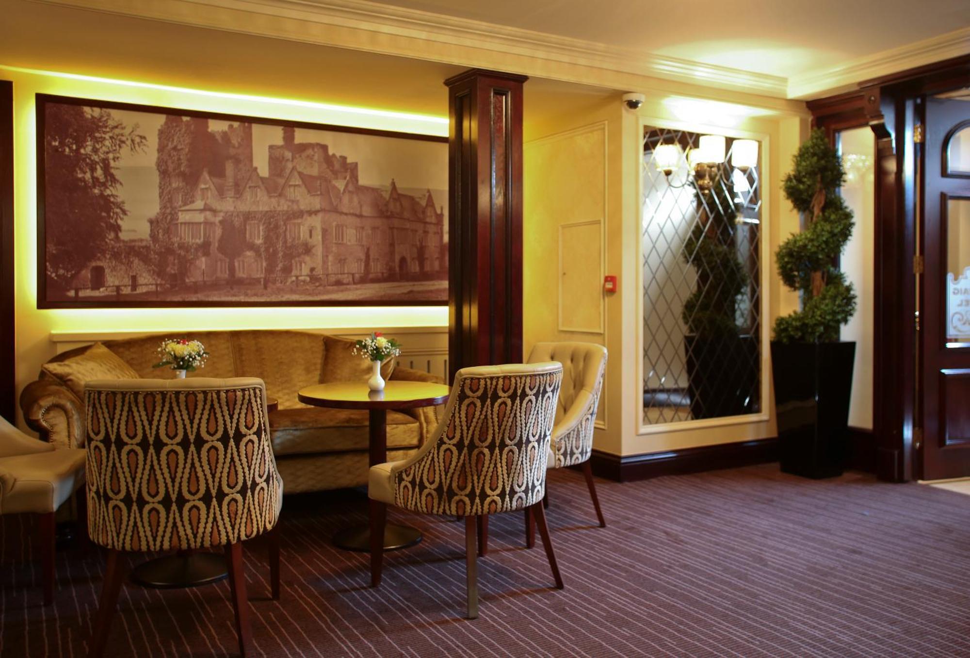 The Carraig Hotel Carrick-on-Suir Exterior photo